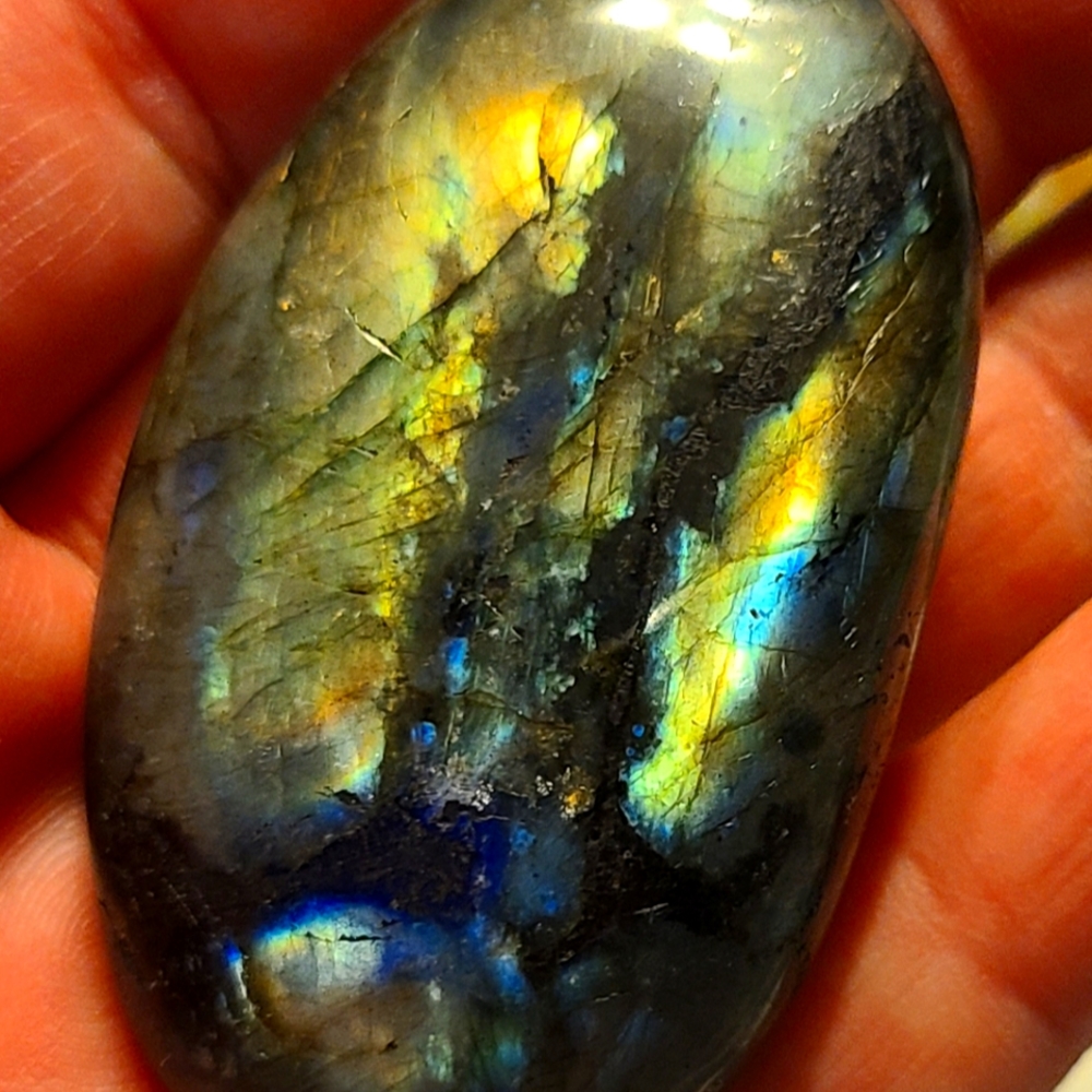 Labradorite Palm stone